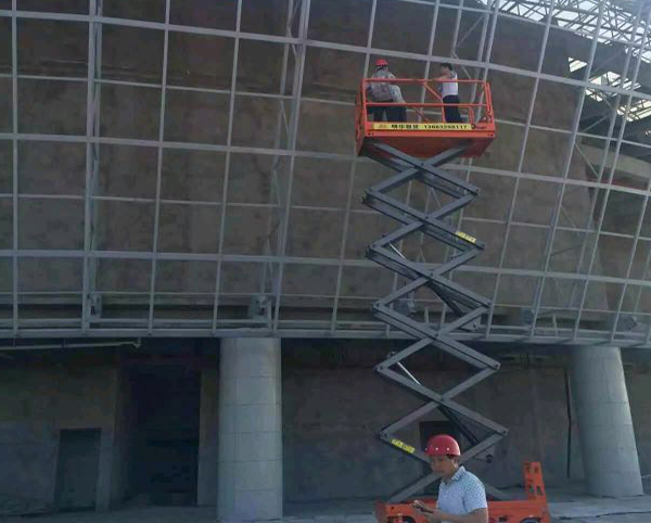 福建升降機(jī)
